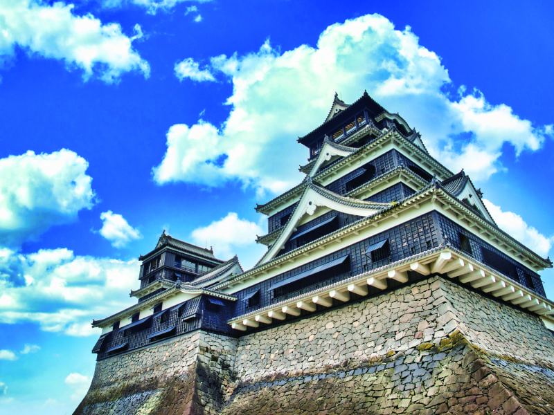 Autumn Tour in Kikuchi Gorge & Kumamoto Castle (1-Day)