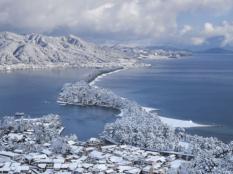 Visit Ine Fishing Village＆Amanohashidate&Enjoy Kasumi crab (2-Days)