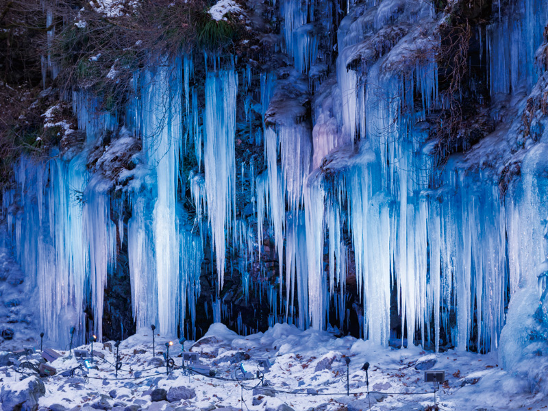 Visit Icicles of Misotsuchi in Chichibu & Mitsumine Shrine（1-Day）