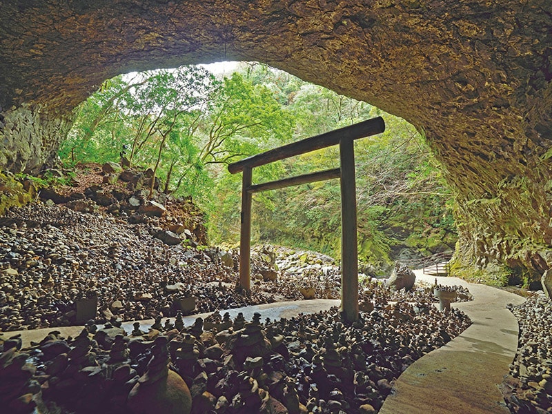 Ama-no-Iwato Shrine・Ama-no-Yasukawara