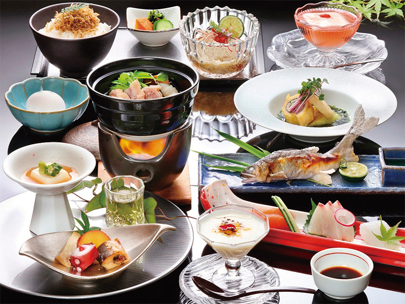 Japanese Cuisine at Harazuru Hot Spring & Experience of Japanese Hot  pear picking (1-Day)