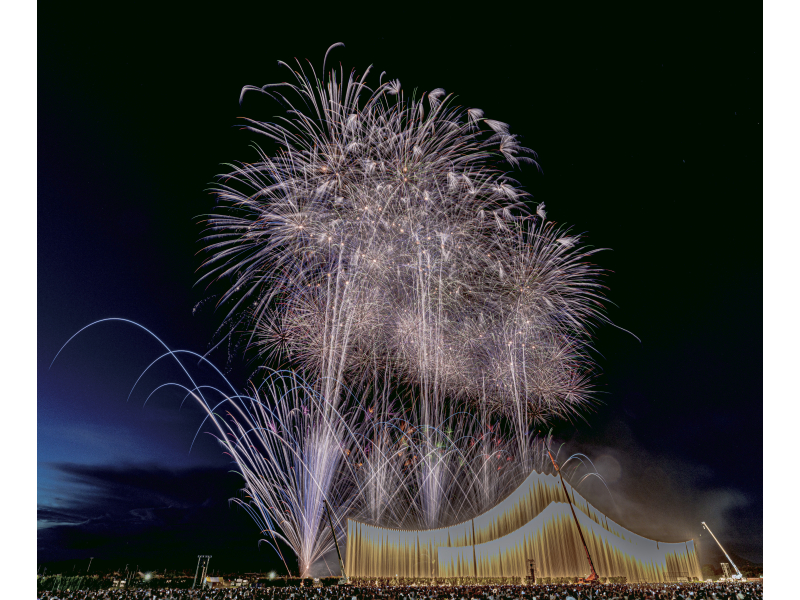 Two tickets for paid lawn seating! Fukuroi Enshu Fireworks 2026, National Fireworks Masters Selection Competition (2 days)