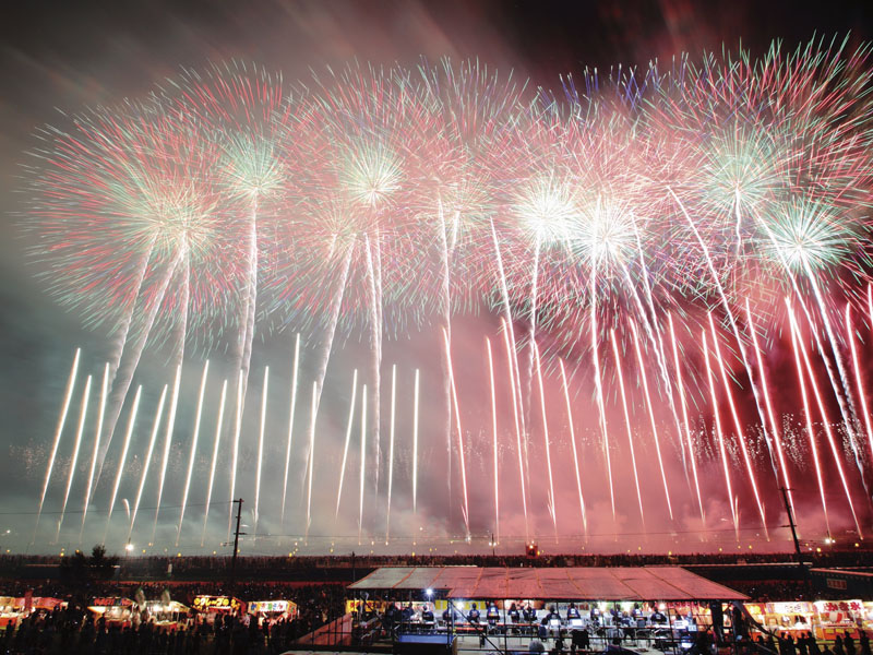 [Shinkansen] Stay in Morioka City. Summer tradition: Omagari Fireworks Festival, 98th National Fireworks Competition, 2 days.